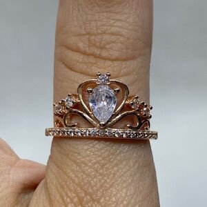 💛 Rose Gold Plated Princess Crown CZ Ring